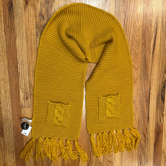 Accessories - NEW WITH TAGS blanket scarf